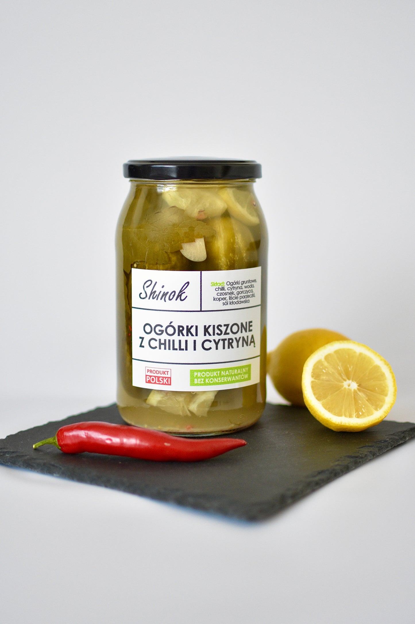 Ogórki kiszone z chilli i cytryną